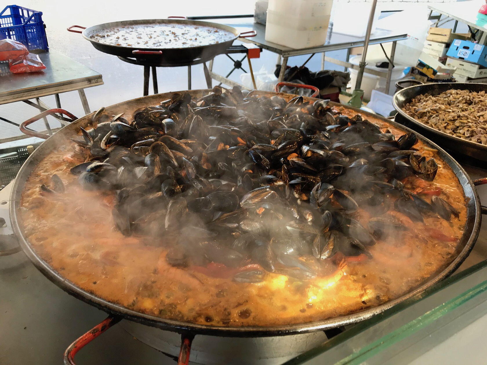 Wednesday Market St-Remy paella