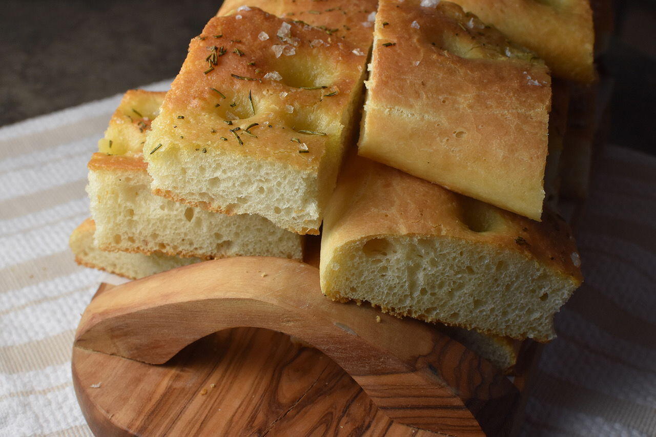 Italian Focaccia Provencal Fougasse