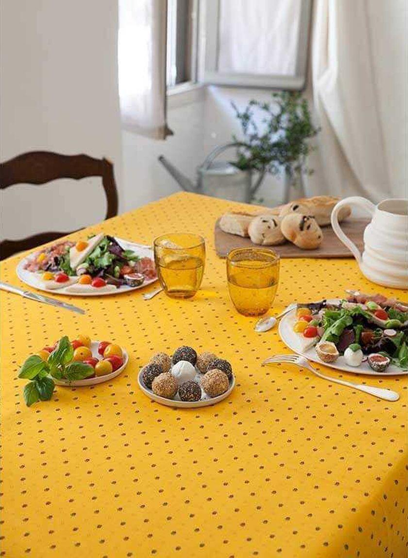 Provencal Fabrics Easy Entertaining colorful-tablecloths-cotton-printed-calissons