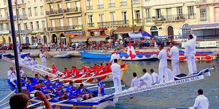 Séte Saint Louis Festival Water Jousting Grand Canal
