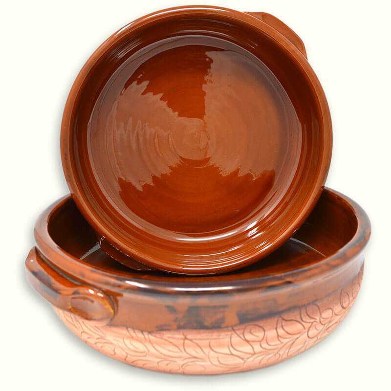 Oven proof casserole dish with lid in Vallauris terracotta of Provence