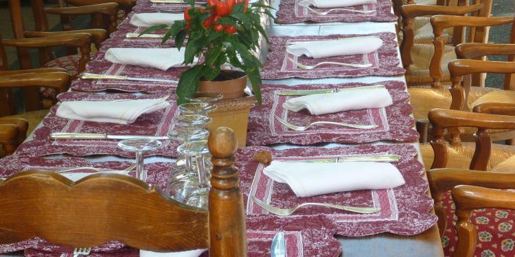Fall Dinner Party Friends Provence Alberta 2019