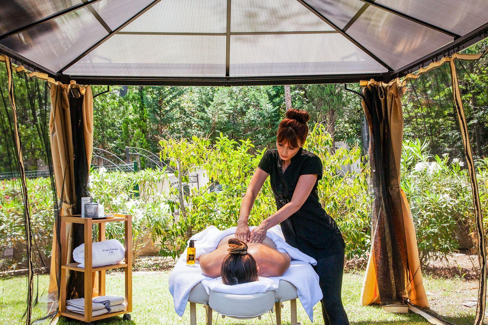 SPA DU VALLON DE VALRUGUES Massage