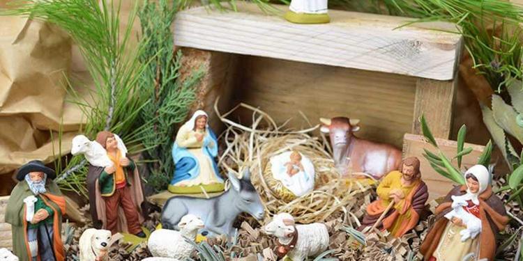 Santons Christmas Provence Creche Scene