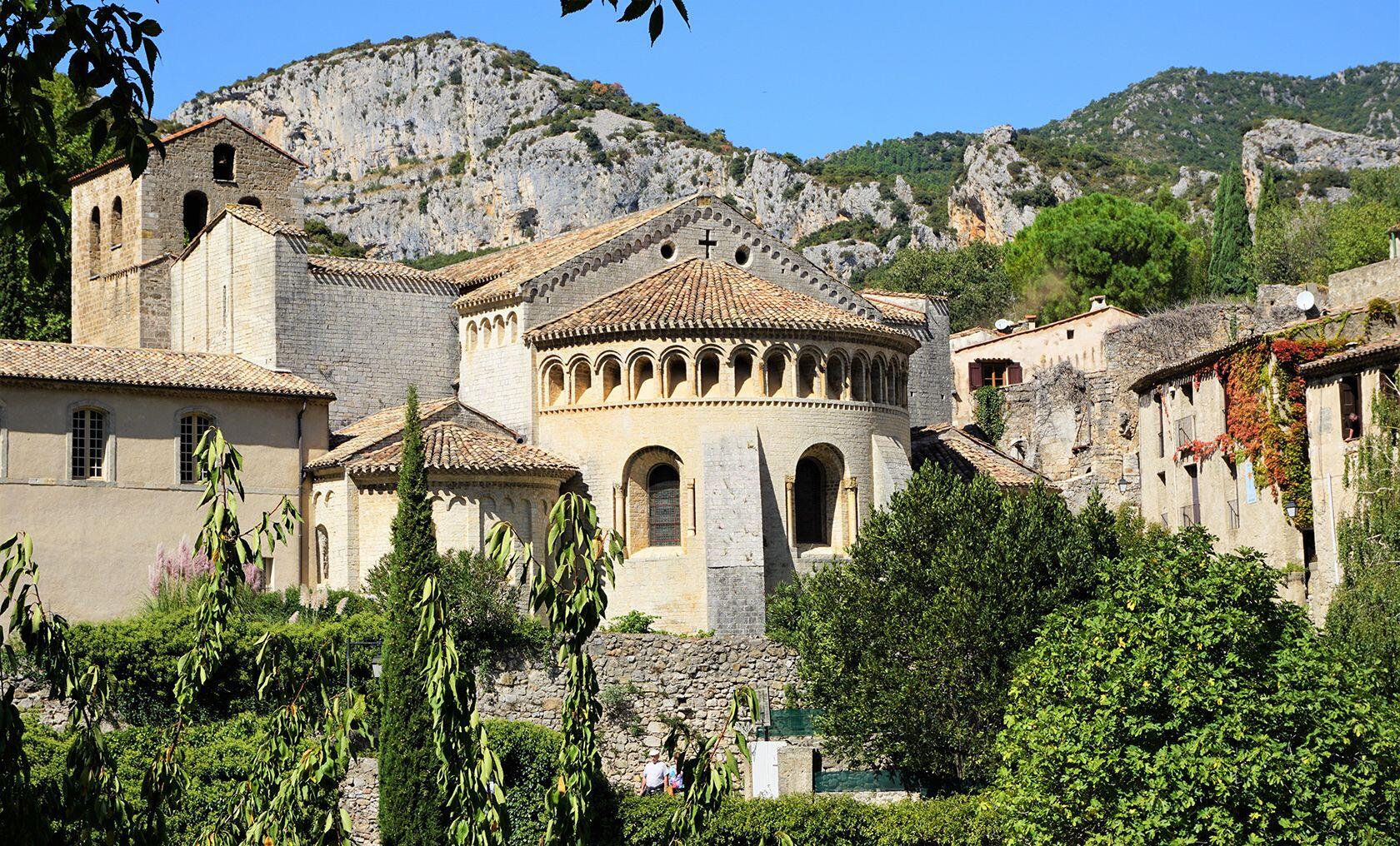 TripUSAFrance St Guilhem le Desert