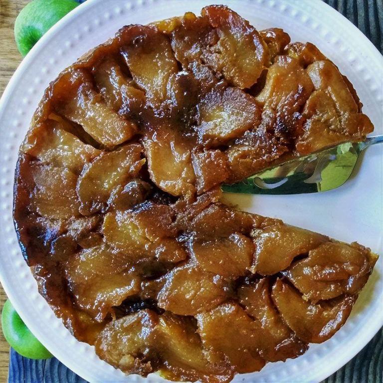 Apple Tarte Tatin a Classic French Dessert Perfectly Provence