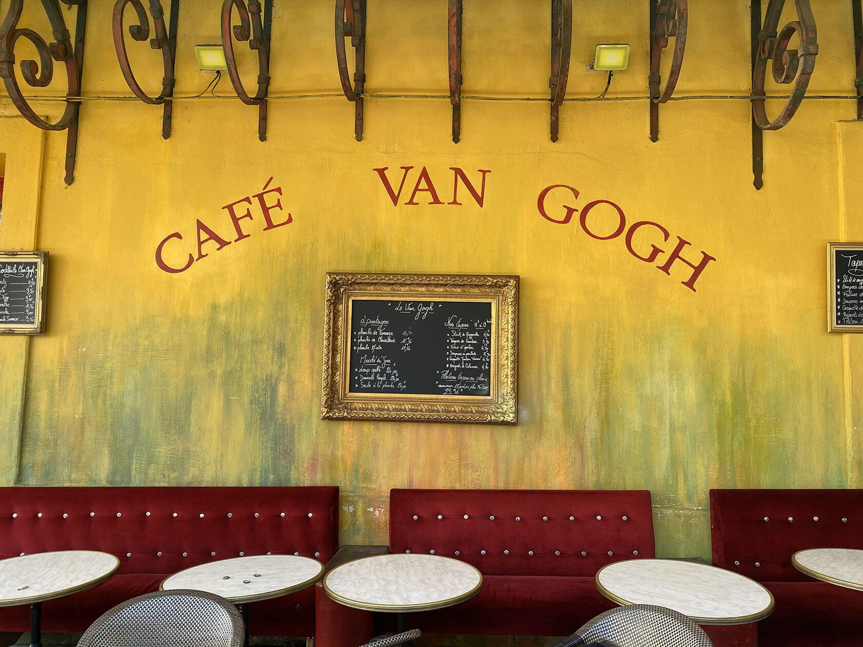 Secrets Arles Visit Provence Cafe Van Gogh