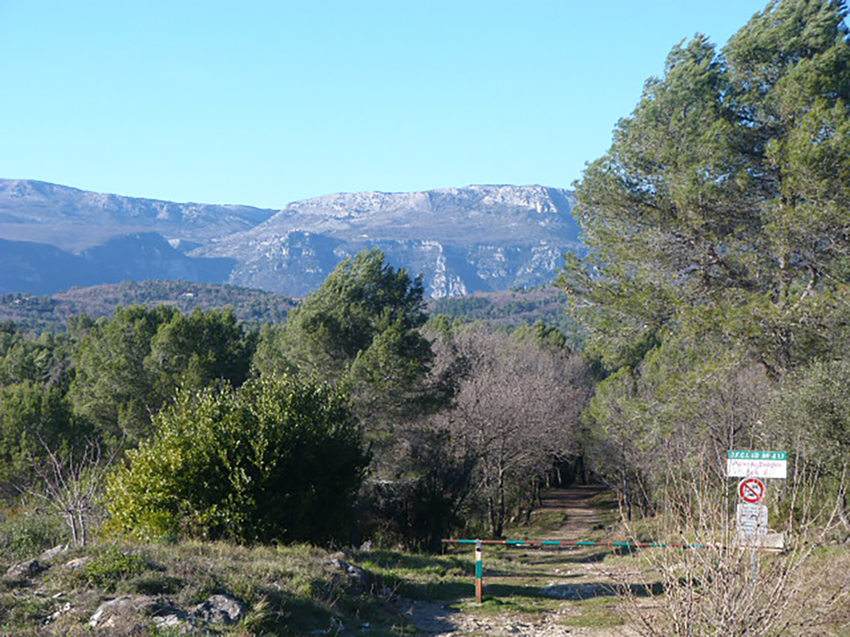 Hiking trails Roquefort les Pins Living