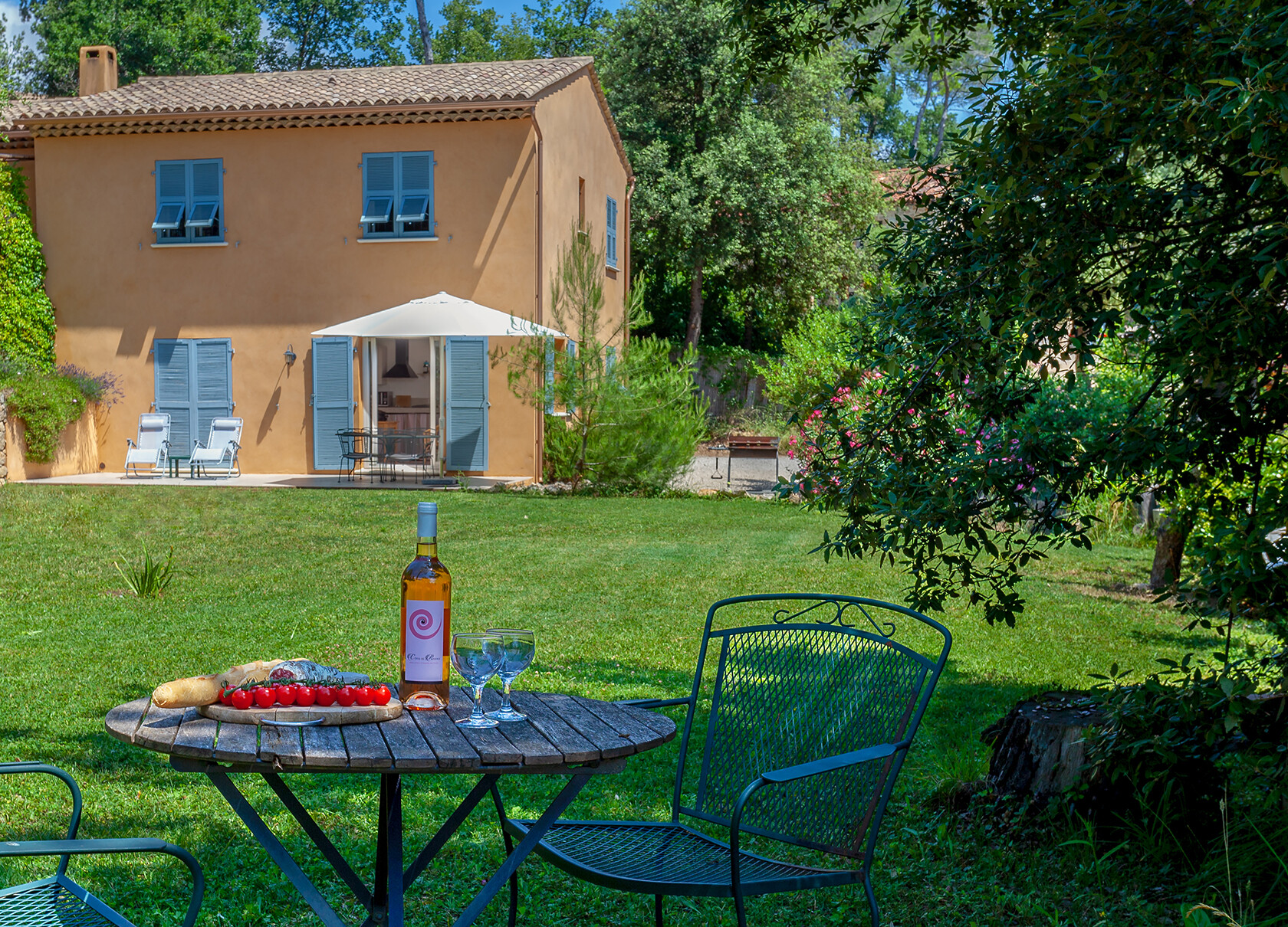 Roquefort Les Pins Easy Living On The French Riviera Perfectly Provence