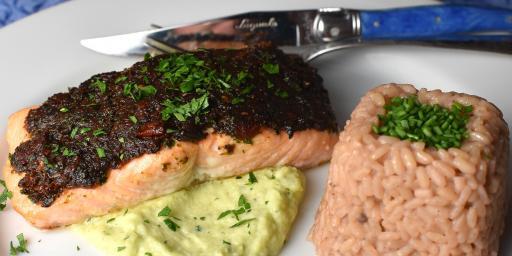 Easy Salmon with Sun-dried Tomato and Olive Tapenade