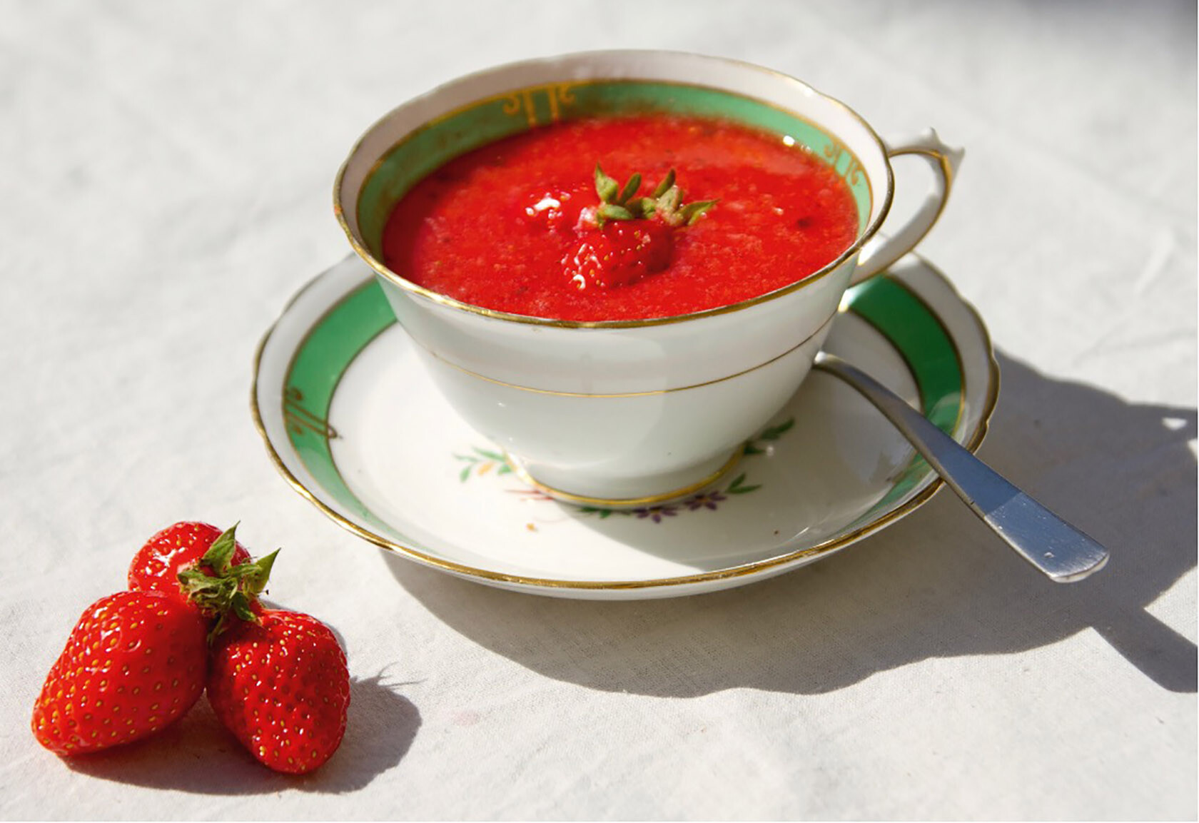 Summer Strawberry Soup: