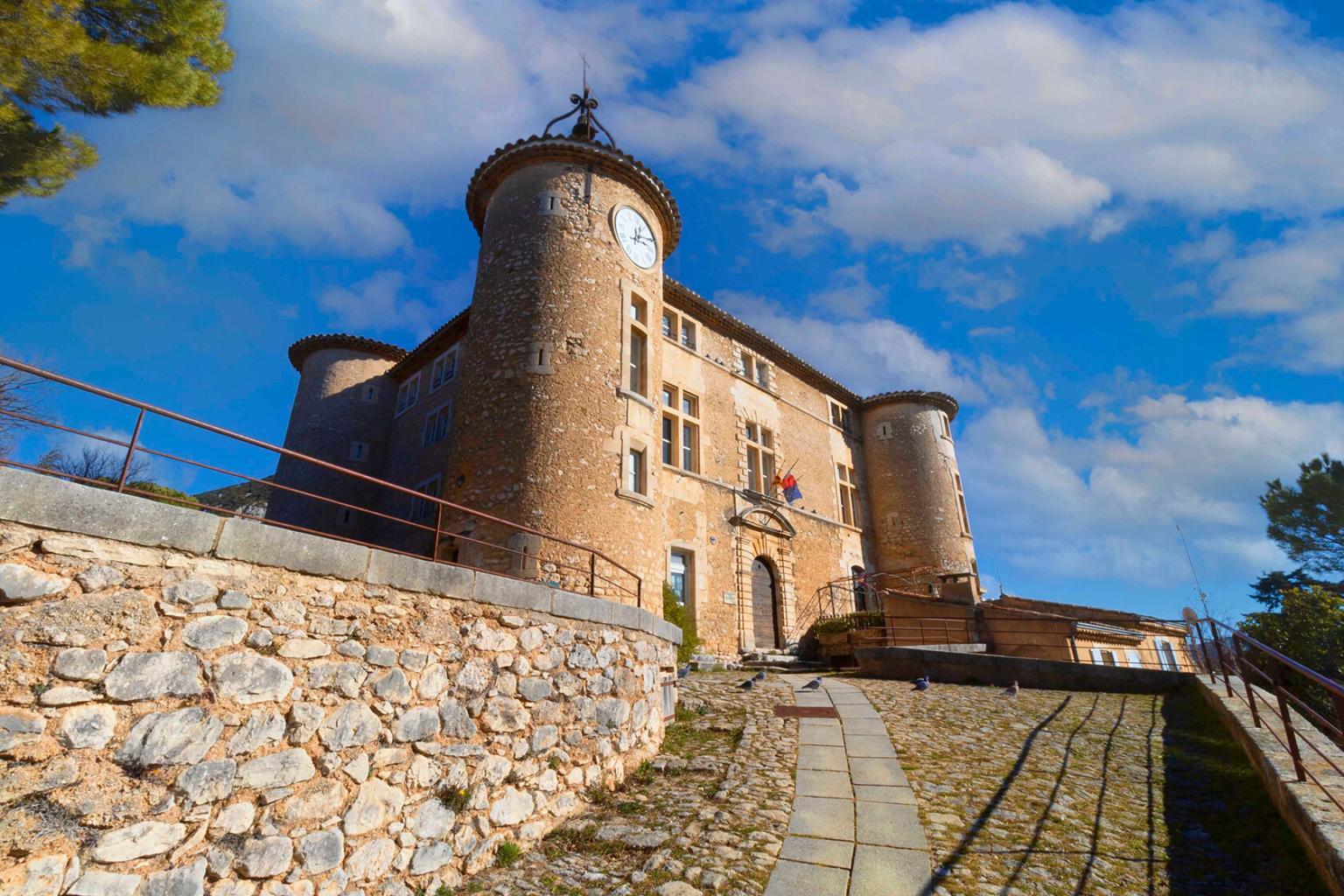 Rustrel Map Explore Rustrel, a Charming Village for Your Luberon Itinerary ...