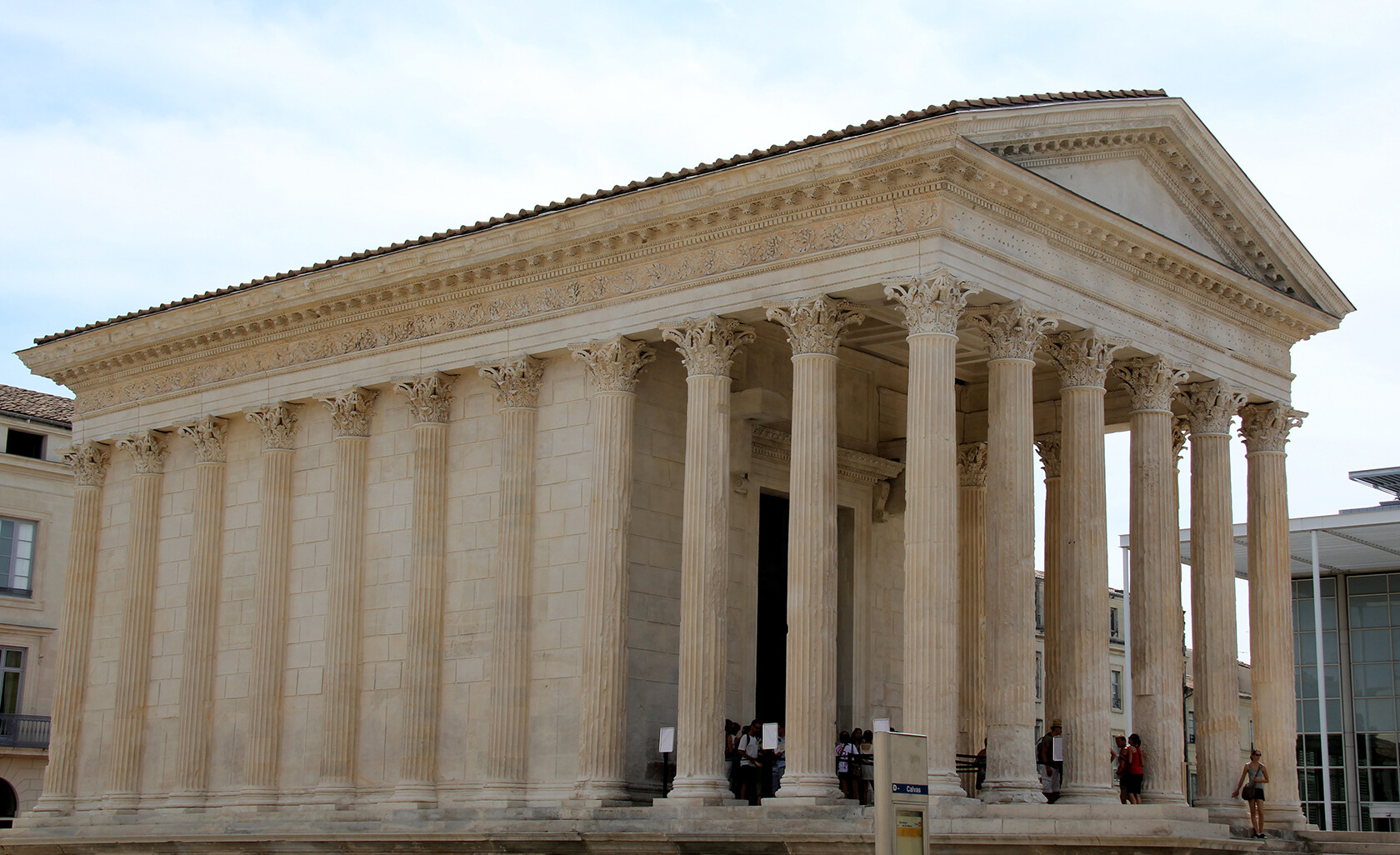 Nimes UNESCO Maison Carree