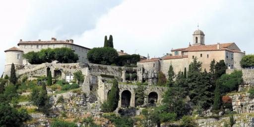 Why Visit Gourdon a Lovely Village