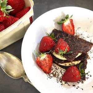 crème fraîche custard sandwiched between chocolate phyllo pastry and decorated with fresh strawberries