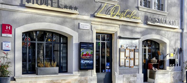 L'Oustaloun Maussane Hotel Restaurant