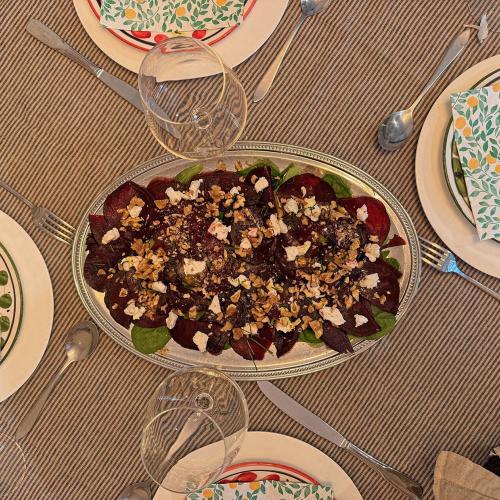 Beet, walnut and Goat Cheese salad Atelier Laurel in Provence